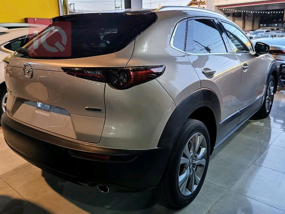 مازدا CX-30